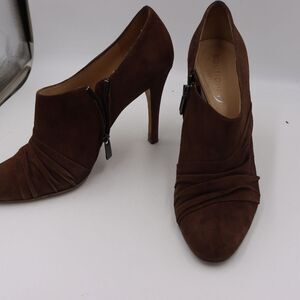 Boutique 9 Brown Suede Ruched Ankle Booties Womens 8.5 High Heel Shooties